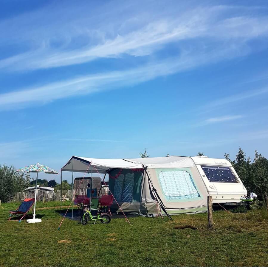 Zomerhuis Op Wielen: 10 Ideeën Om Je Caravan Te Pimpen - Leuk Met Kids ...