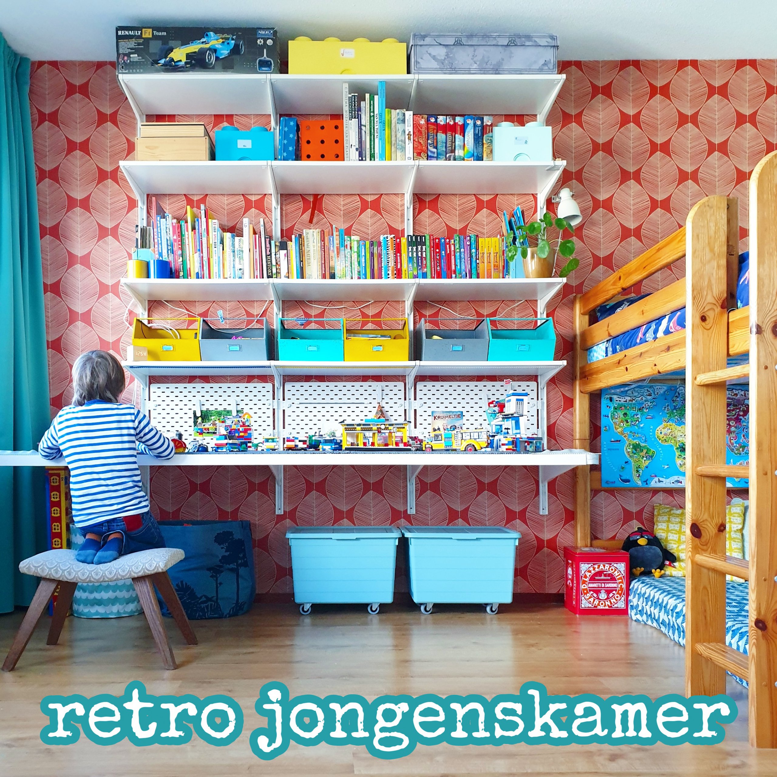 logo winkelwagen Wolkenkrabber Kinderkamer inspiratie: retro jongenskamer met hout, blauw, rood en geel  Leuk met kids