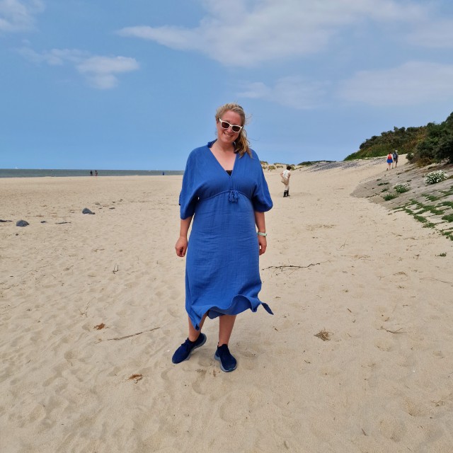 Het Zwin is een uitloper van de zee op de grens van Nederland en België. Er is een mooi strand, maar toen wij er op een winderige dag waren, was de zee onstuimiger dan bijvoorbeeld in Cadzand. Het is een prachtig natuurgebied om te wandelen of fietsen, vol vogels.